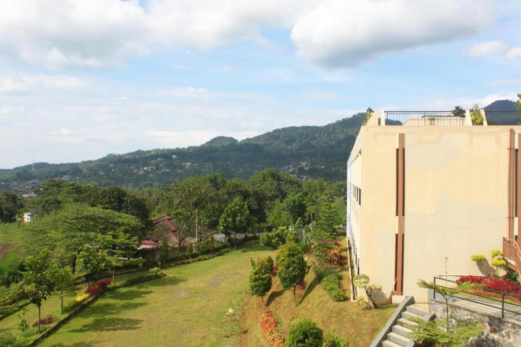 Graha Widjaja Hotel Puncak Luaran gambar